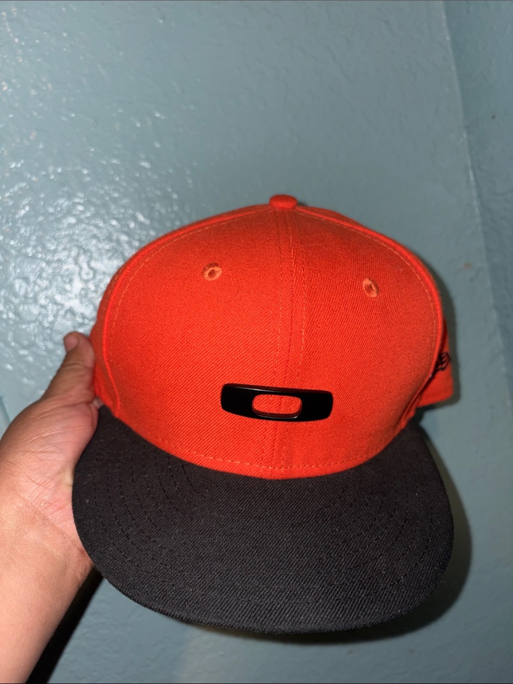 Oakley hat